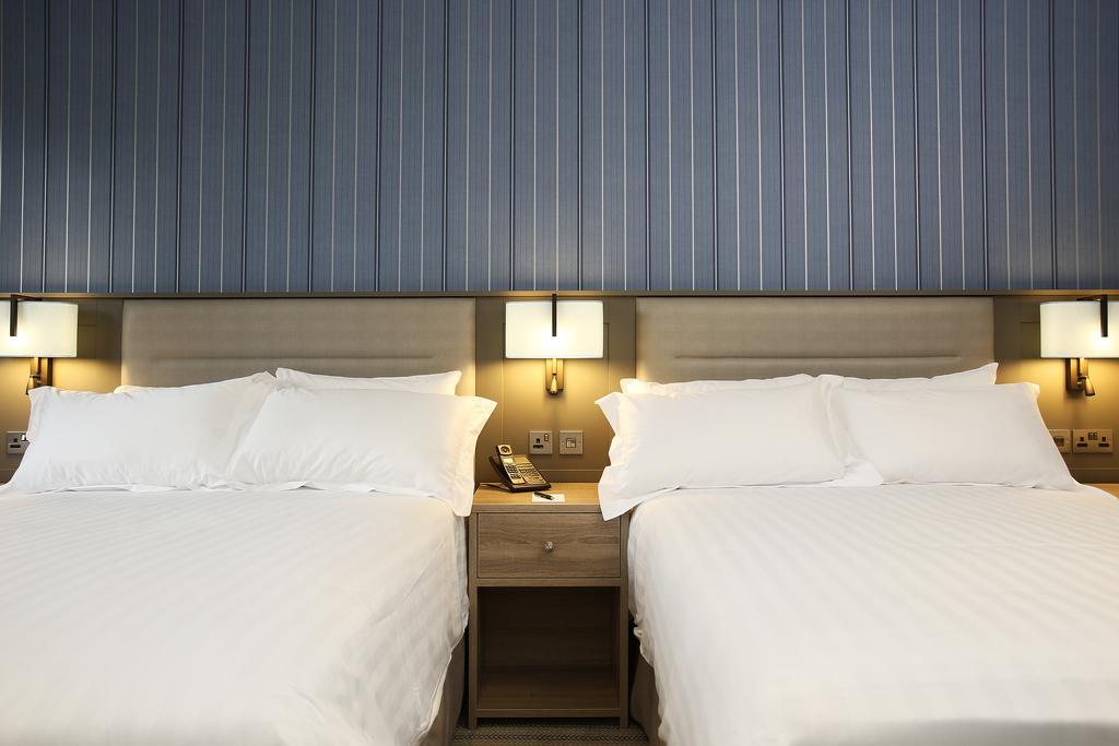 เพ็นด์เลย์ แมเนอร์ Hotel ทริง ภายนอก รูปภาพ